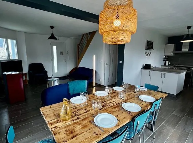 Maison 3 Ch Vue Sur Mer Confortable Lumineuse Belle Terrasse Grand Jardin 10 Mn A Pied De La Plage - Proche Superette Et Omaha Beach